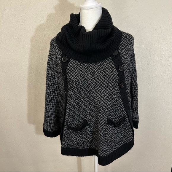 Candie’s Sweater Poncho Size XS - Picture 1 of 6